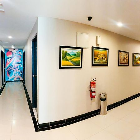 Os Hotel Batu Aji Batam Eksteriør billede