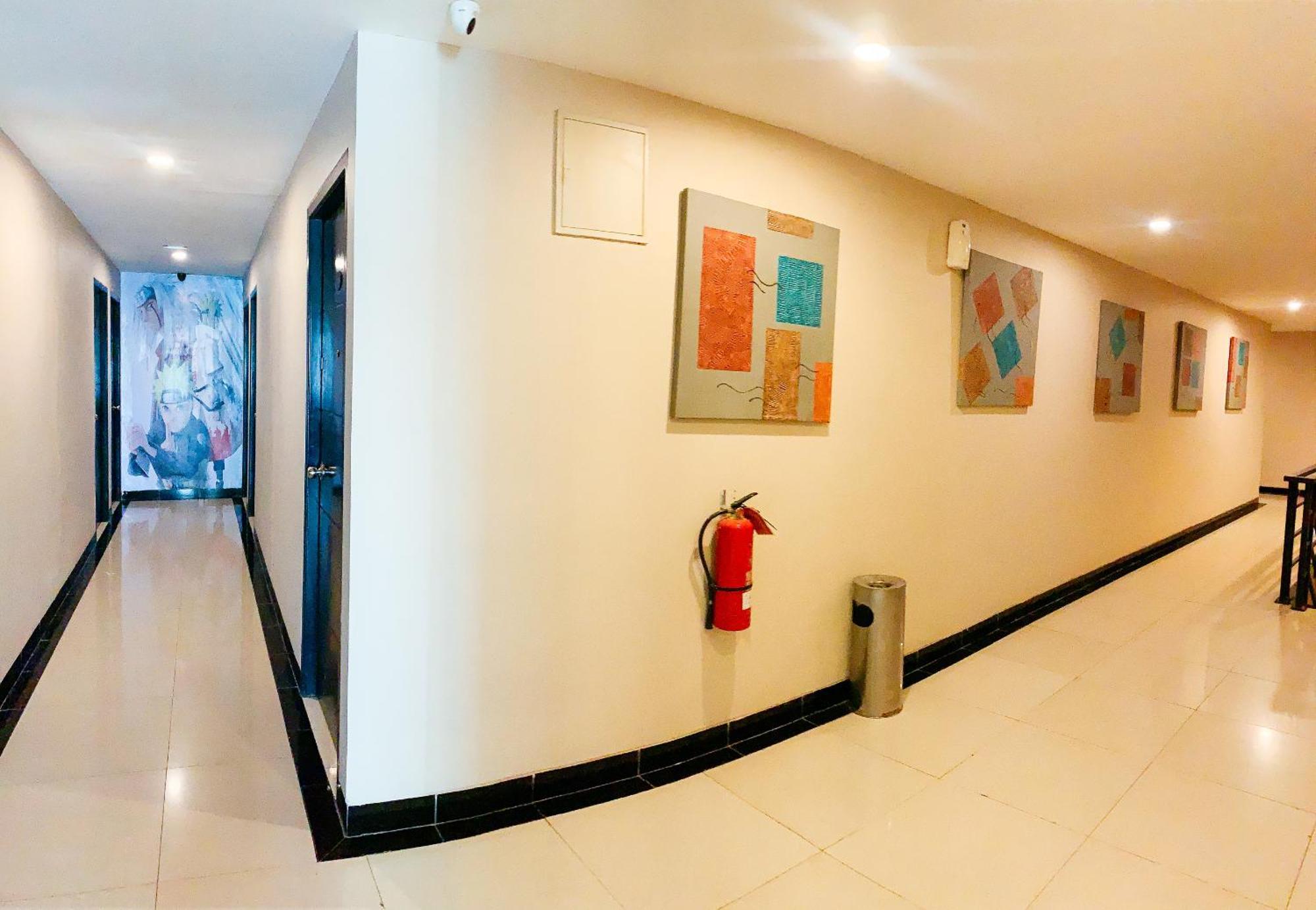 Os Hotel Batu Aji Batam Eksteriør billede