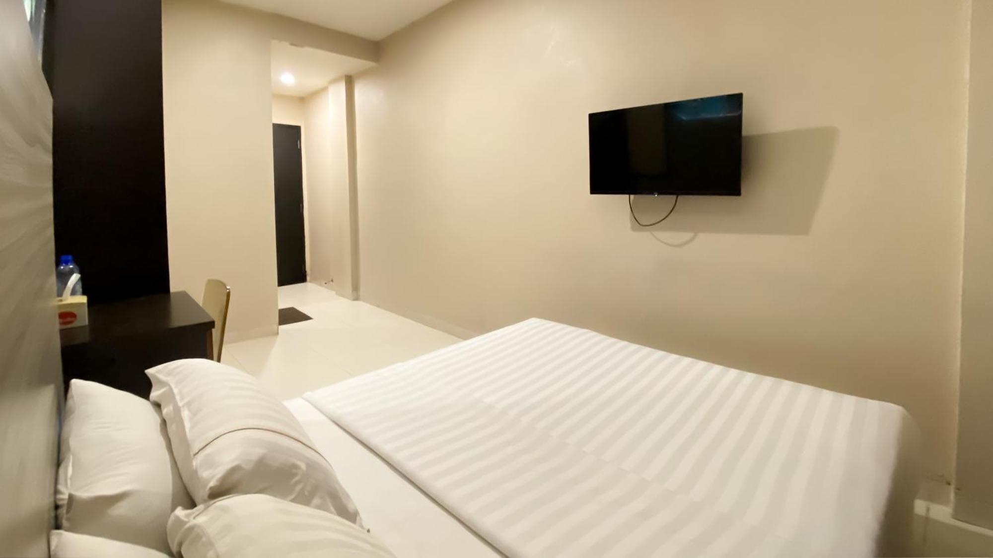 Os Hotel Batu Aji Batam Eksteriør billede