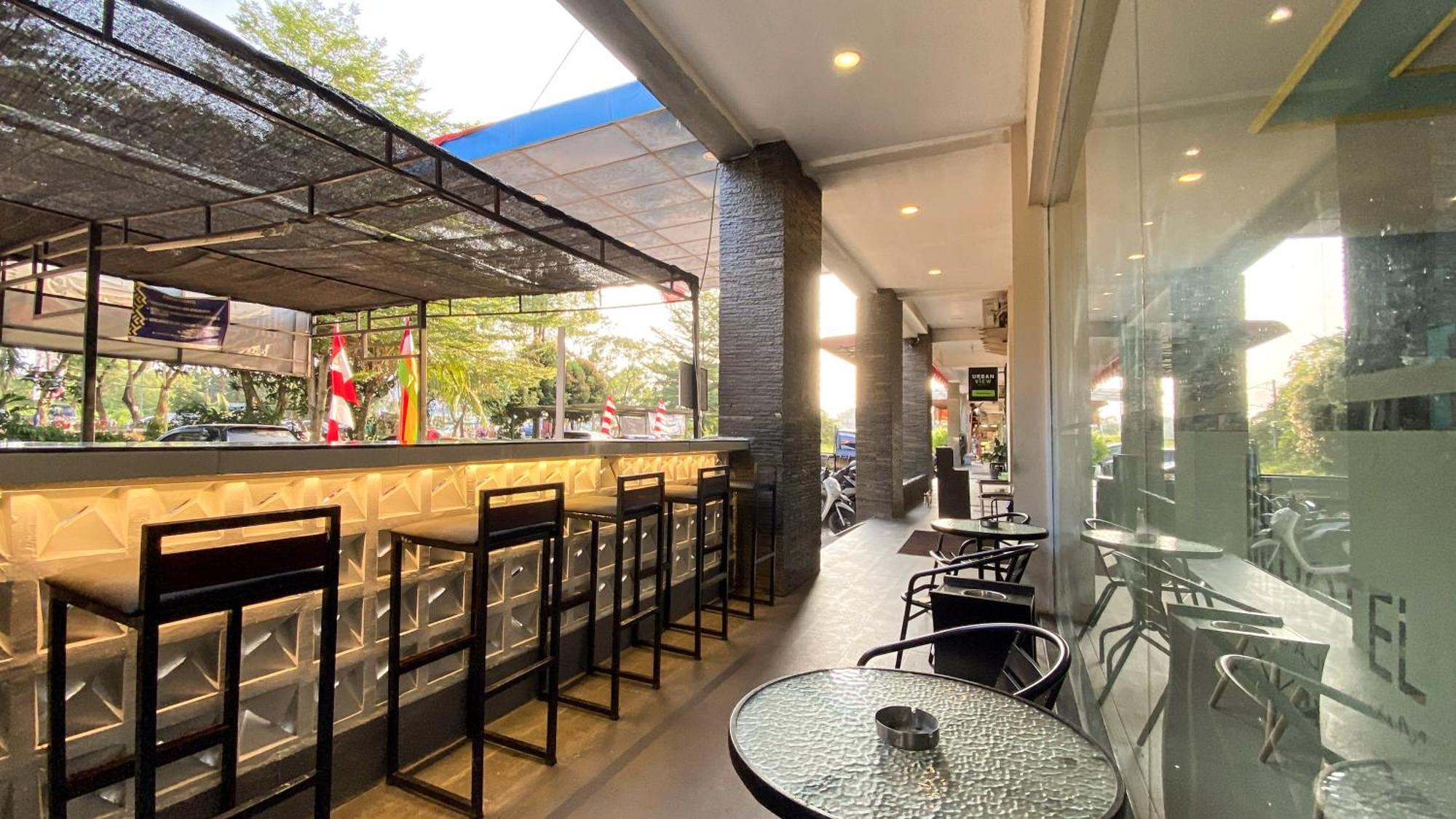 Os Hotel Batu Aji Batam Eksteriør billede