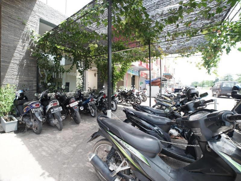 Os Hotel Batu Aji Batam Eksteriør billede